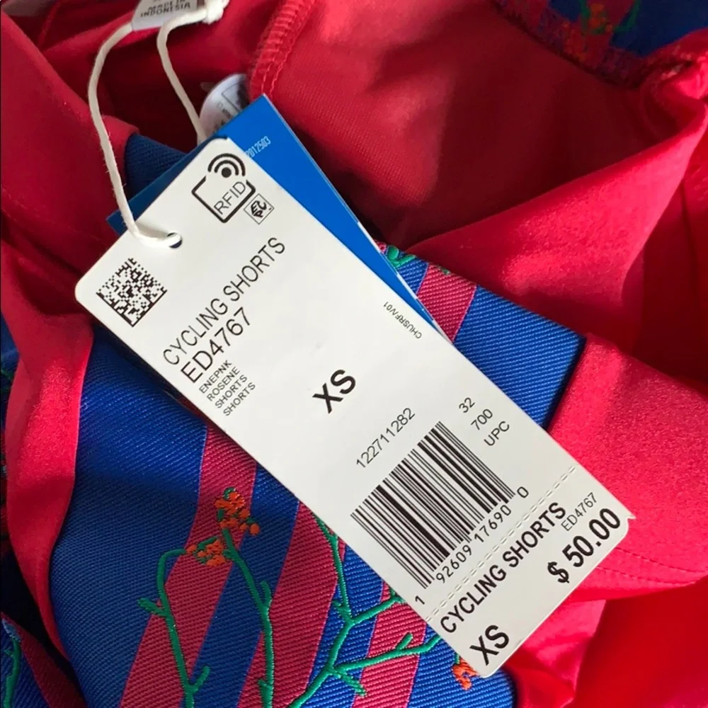 NEW Adidas floral embroidered cycle bike shorts xs - Picture 5 of 5